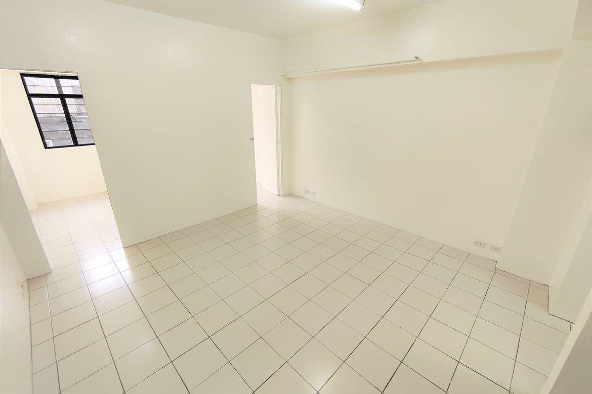 1 Bedroom Apartment for Rent in Barangay 38, Pasay, Metro Manila near LRT-1 Gil Puyat photo 2