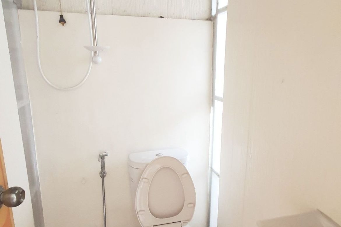 1 Bedroom Apartment for Rent in Barangay 40, Pasay, Metro Manila near LRT-1 Gil Puyat photo 7