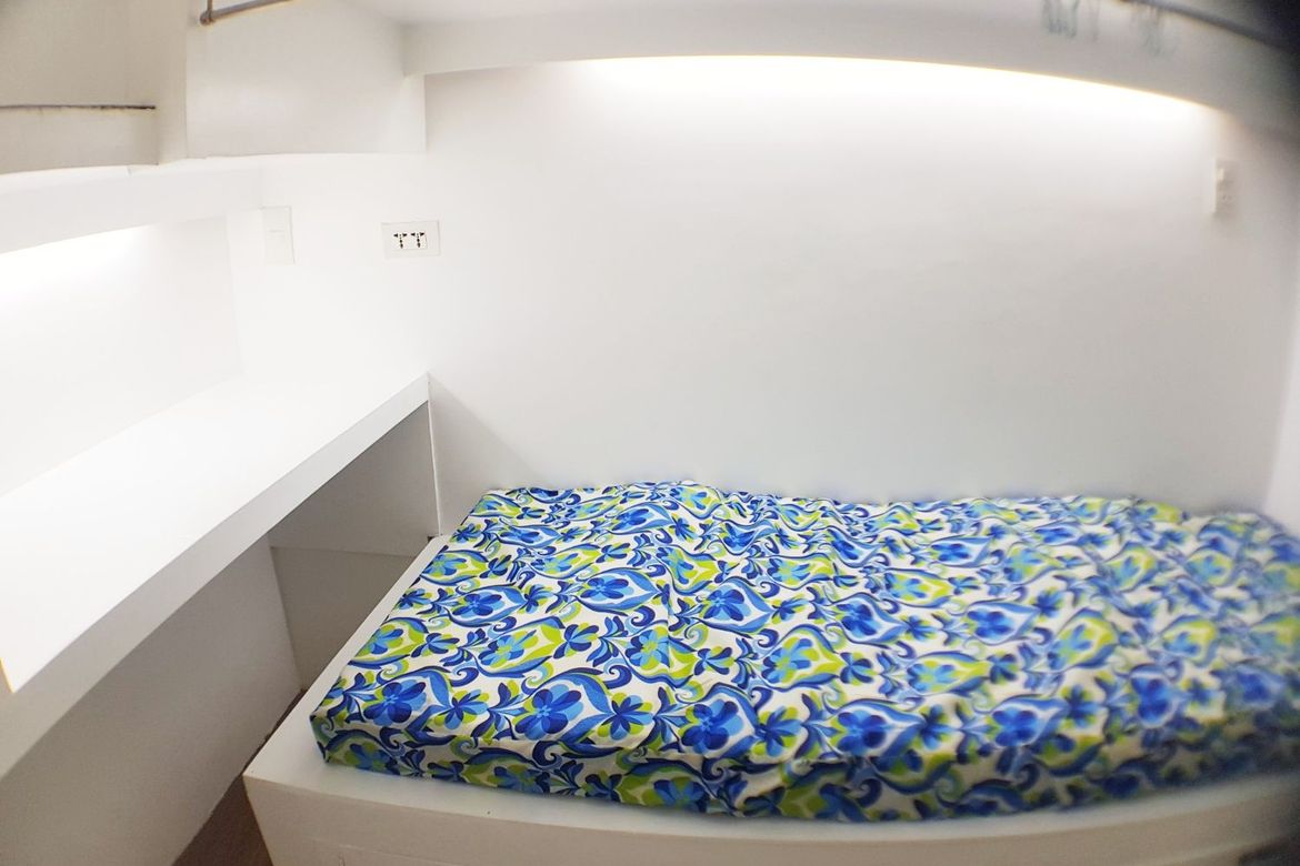 1 Bedroom Apartment for Rent in Barangay 40, Pasay, Metro Manila near LRT-1 Gil Puyat photo 2