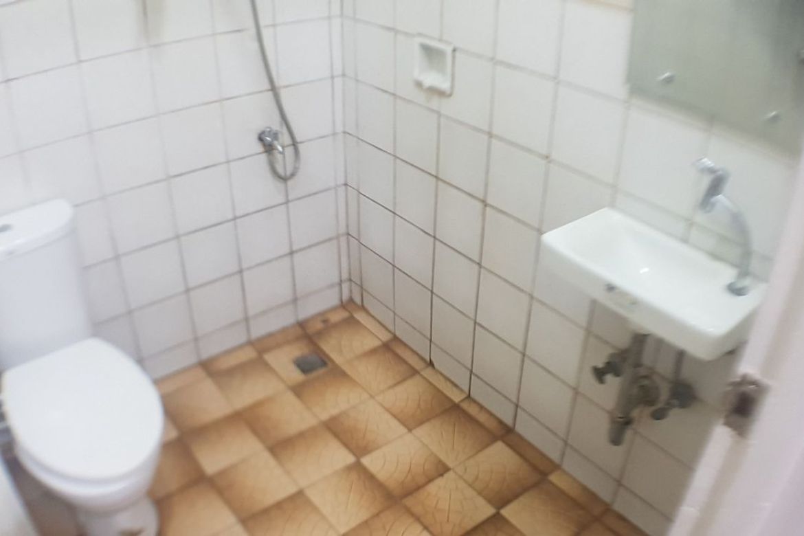1 Bedroom Apartment for Rent in Barangay 40, Pasay, Metro Manila near LRT-1 Gil Puyat photo 6