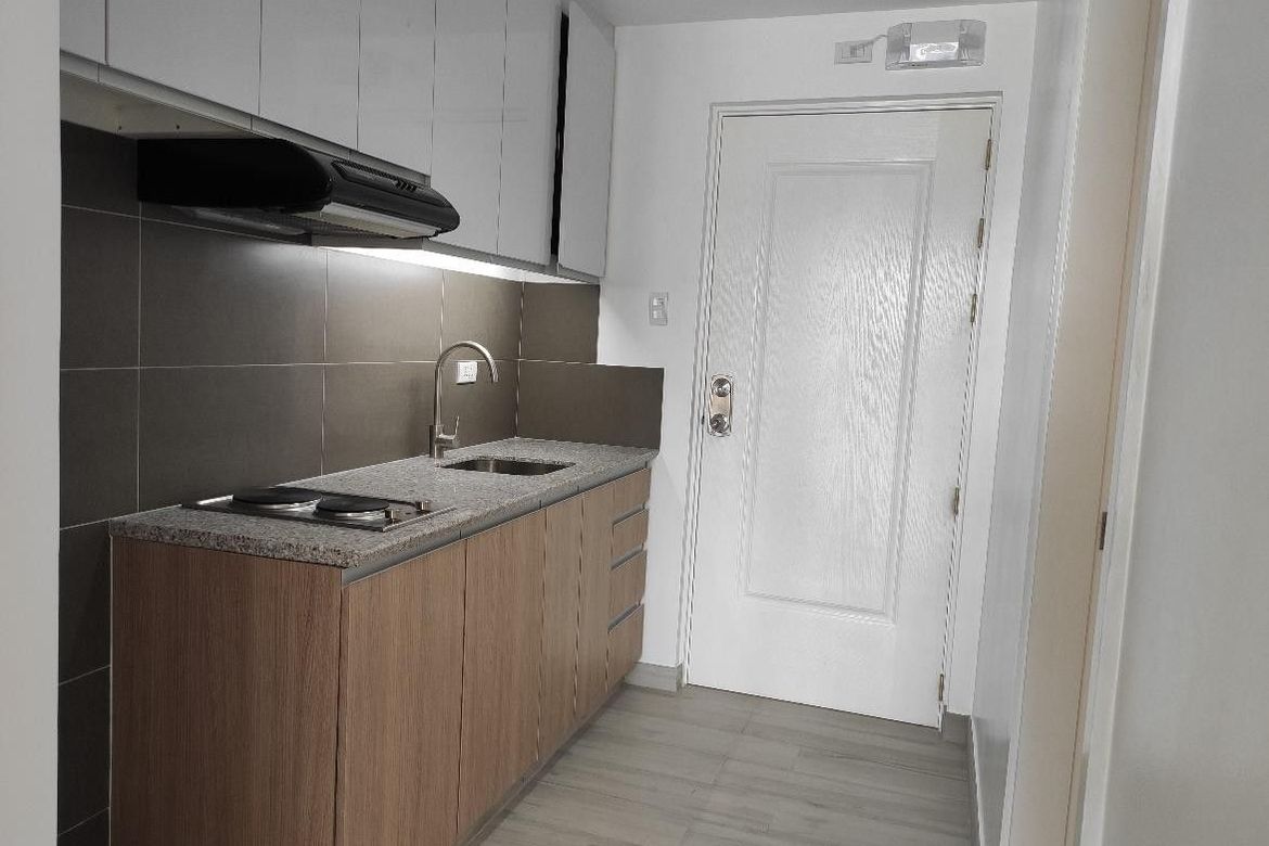 1 Bedroom Apartment for Rent in Horseshoe, Quezon City, Metro Manila near LRT-2 Betty Go-Belmonte photo 7