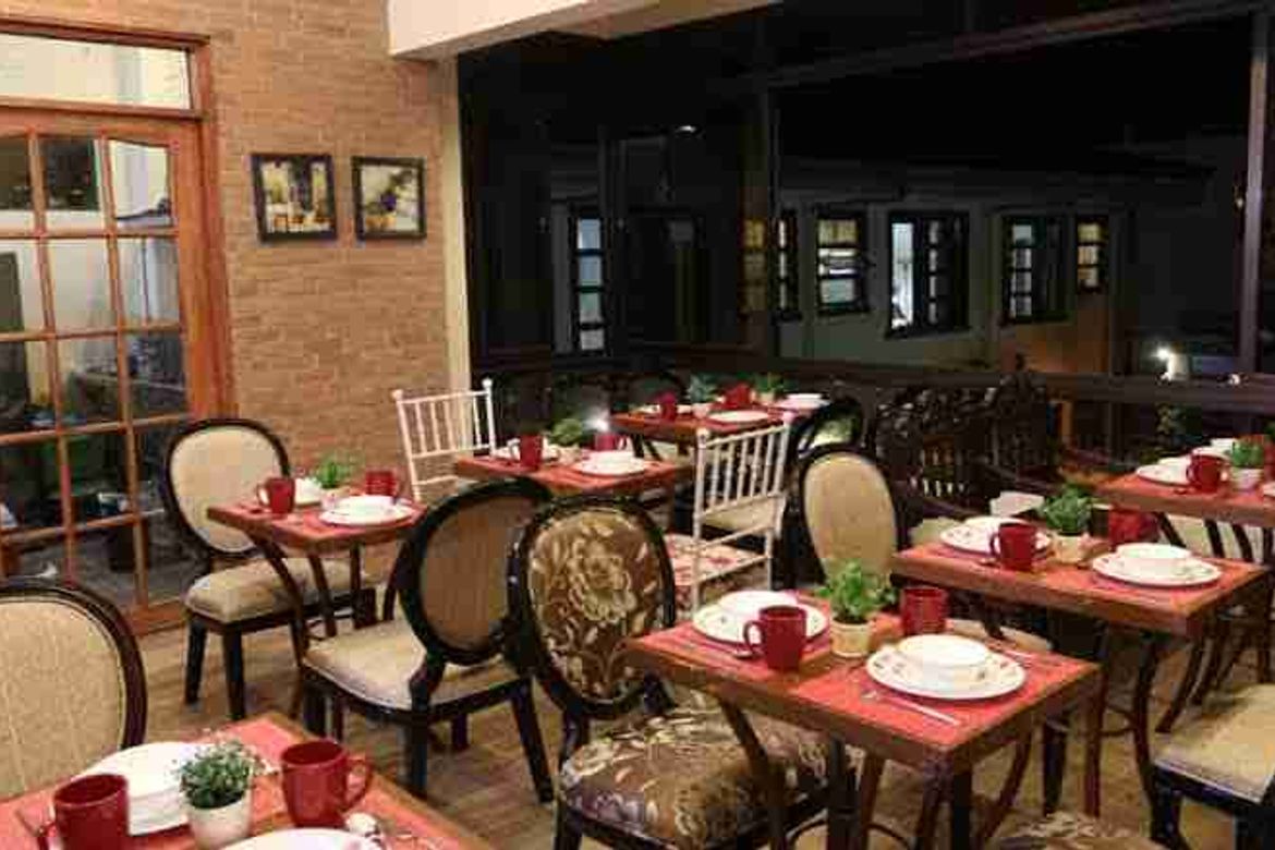 1 Bedroom Apartment for Rent in Malate, Manila, Metro Manila near LRT-1 Pedro Gil photo 4