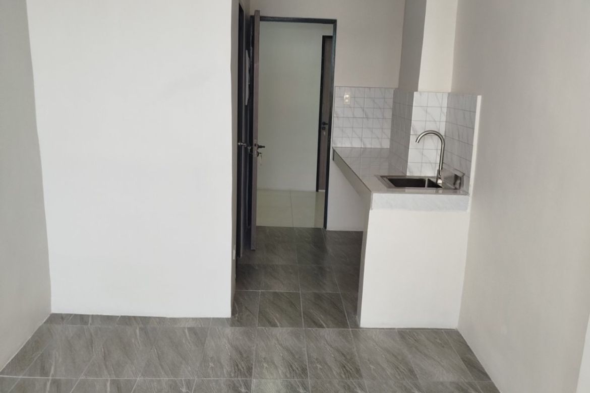 1 Bedroom Apartment for Rent in Malate, Manila, Metro Manila near LRT-1 Vito Cruz photo 2