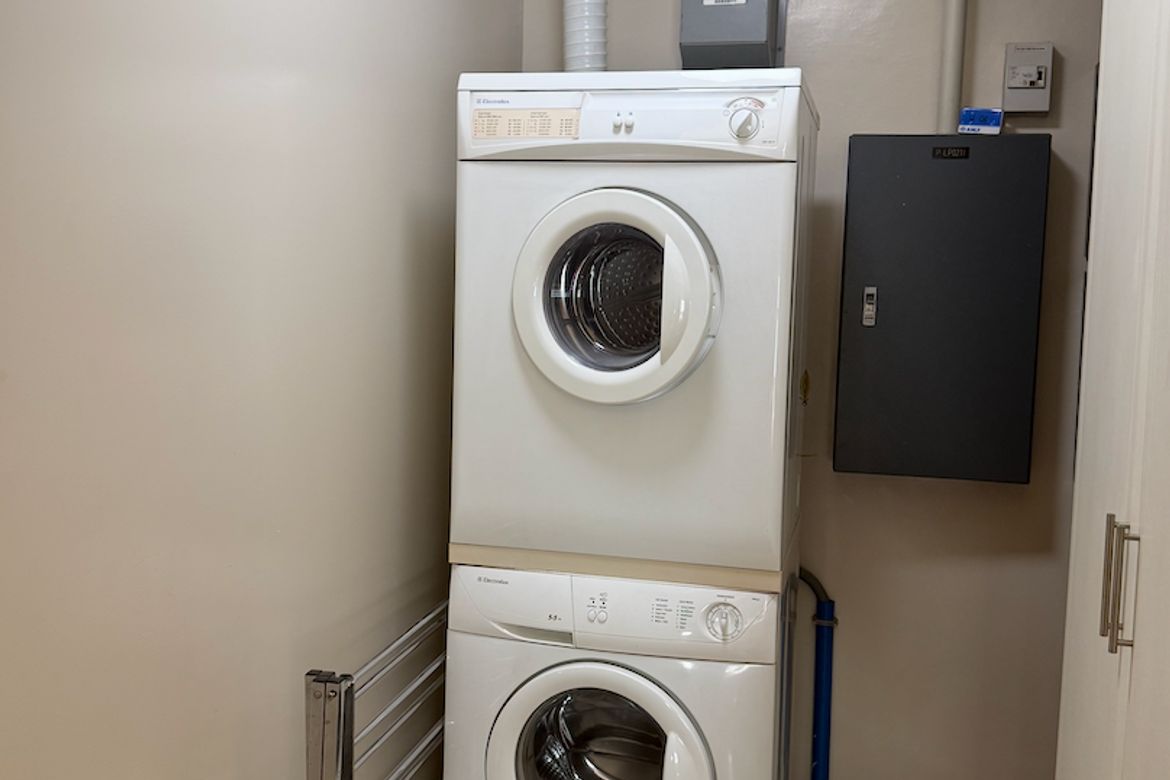 1 Bedroom Apartment for Rent in One Legazpi Park, San Lorenzo, Makati, Metro Manila photo 4