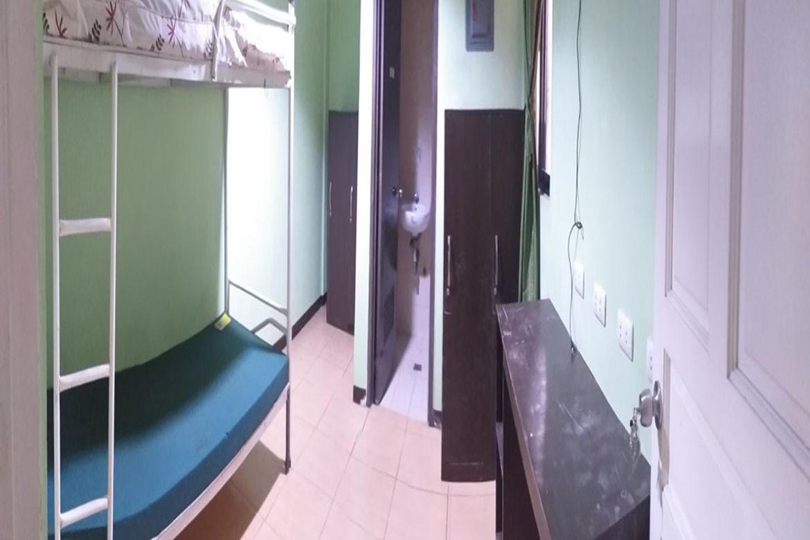1 Bedroom Apartment for Rent in Pio Del Pilar, Makati, Metro Manila photo 3