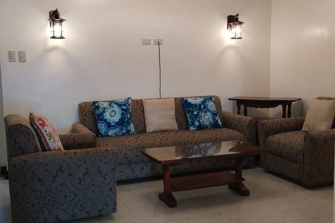 1 Bedroom Apartment for Rent in Poblacion, Makati, Metro Manila photo 6