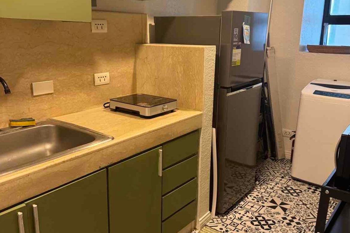 1 Bedroom Apartment for Rent in Poblacion, Makati, Metro Manila photo 6