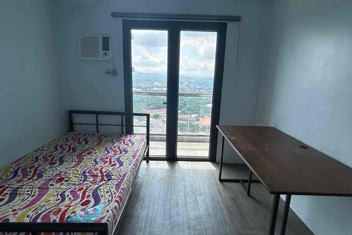 1 Bedroom Apartment for Rent in Vista 309 Katipunan, Loyola Heights, Quezon City, Metro Manila near LRT-2 Katipunan photo 2