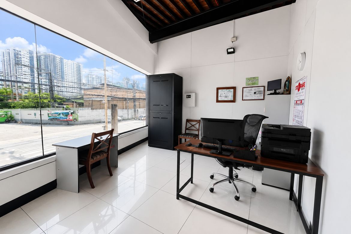 1 Bedroom Commercial for Sale in Guadalupe Viejo, Makati City near MRT-3 Guadalupe – photo 4
