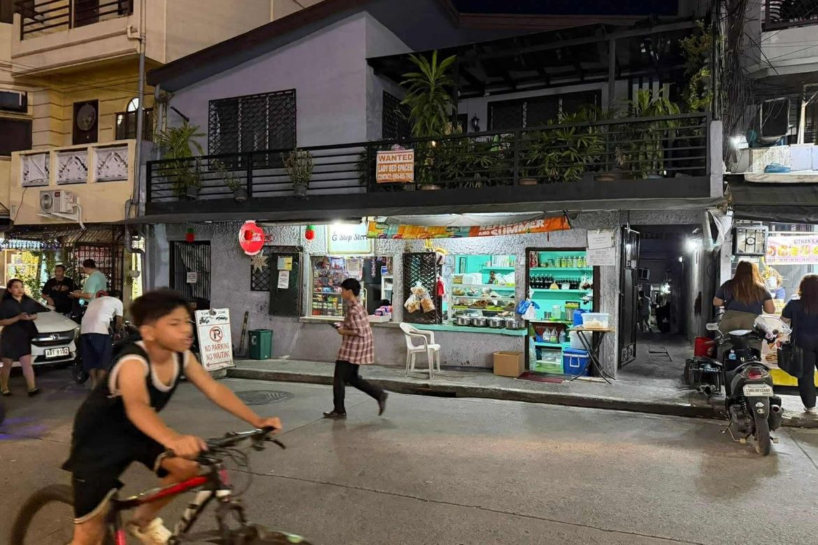 1 Bedroom Commercial for Sale in Highway Hills, Mandaluyong, Metro Manila near MRT-3 Shaw Boulevard – photo 2