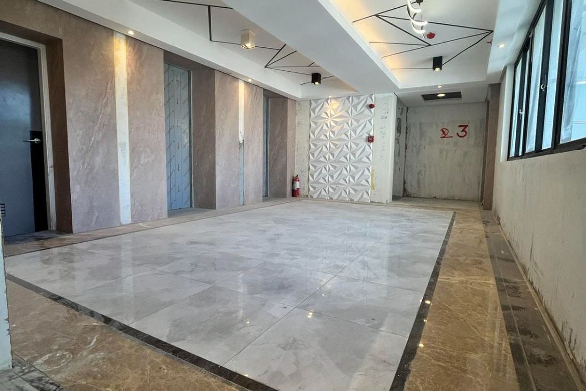 1 Bedroom Commercial for Sale in Laging Handa, Quezon City, Metro Manila near MRT-3 Kamuning – photo 8