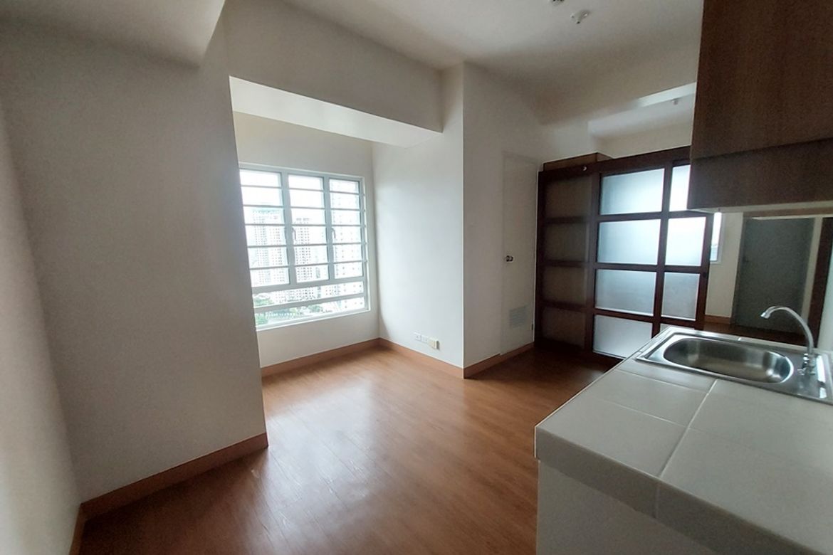 1 Bedroom Condo for Rent in 101 Xavierville, Loyola Heights, Quezon City, Metro Manila near LRT-2 Katipunan photo 3