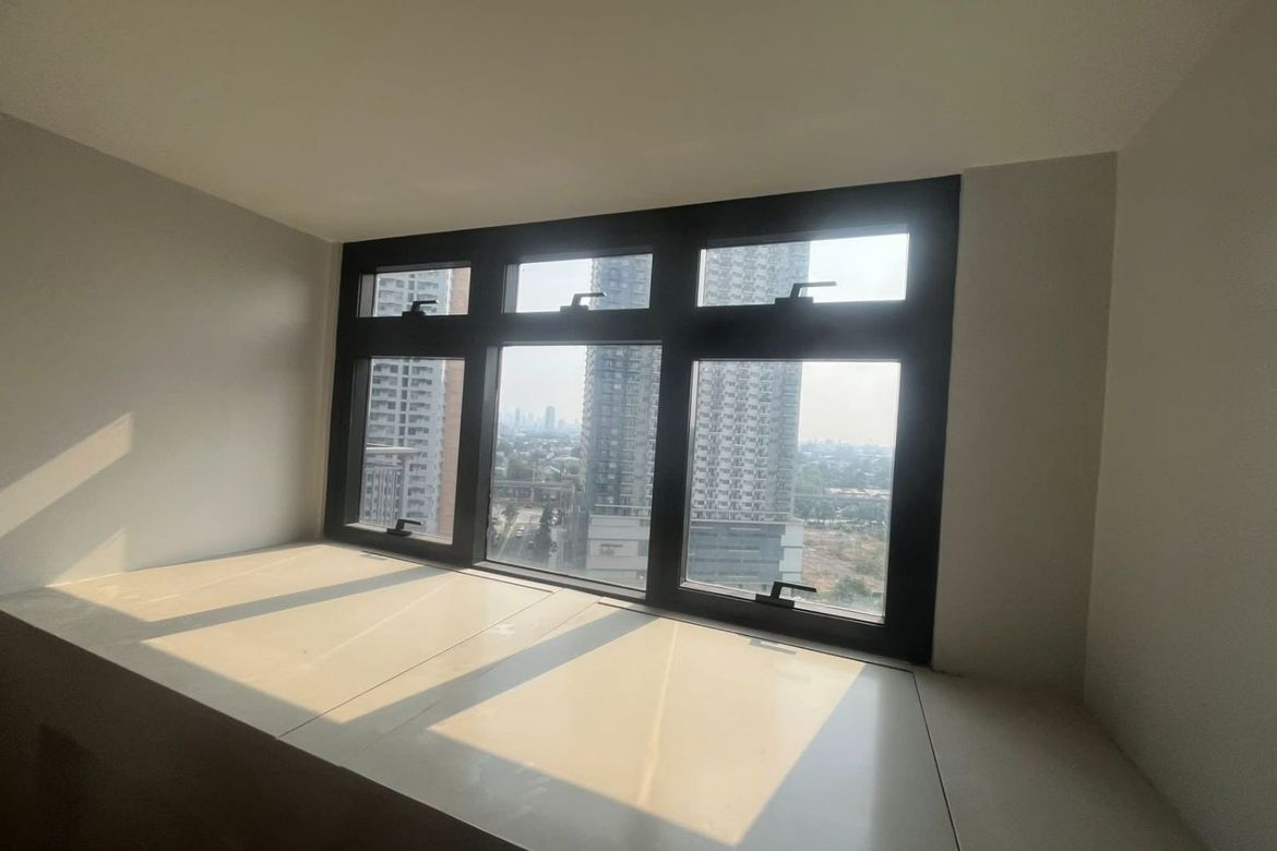 1 Bedroom Condo for Rent in Bagong Pag-Asa, Quezon City, Metro Manila near MRT-3 Quezon Avenue photo 2