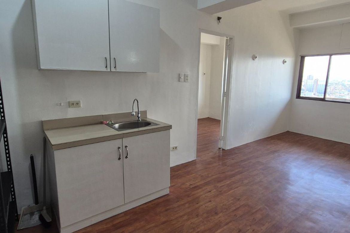 1 Bedroom Condo for Rent in Malate, Manila, Metro Manila near LRT-1 Vito Cruz