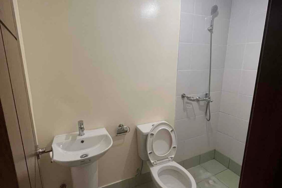 1 Bedroom Condo for Rent in Malate, Manila, Metro Manila near LRT-1 Vito Cruz photo 5
