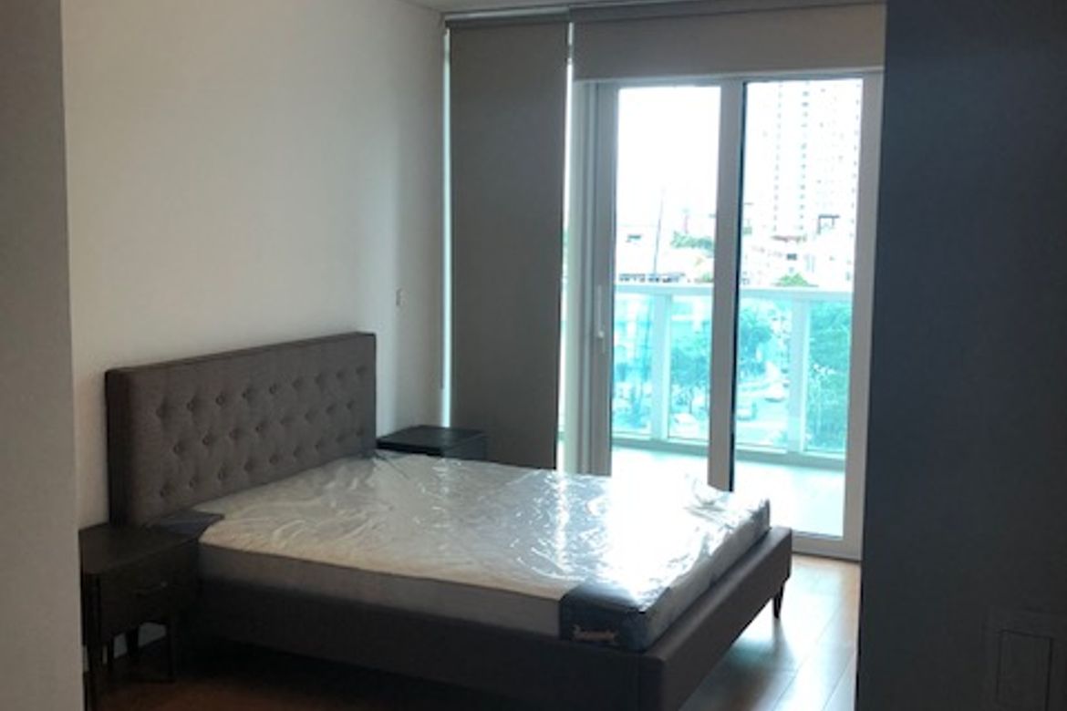 1 Bedroom Condo for Rent in Park Terraces, San Lorenzo, Makati, Metro Manila near MRT-3 Ayala photo 4