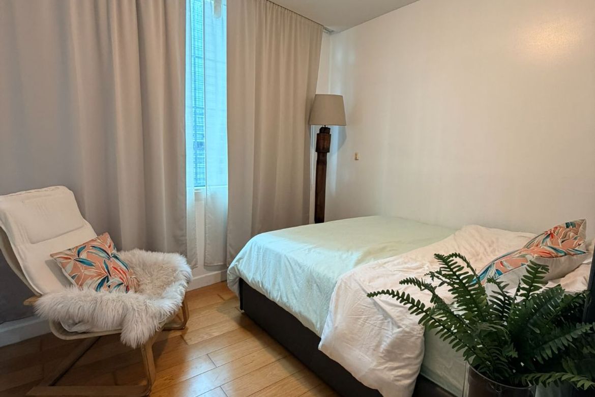 1 Bedroom Condo for Rent in Park Terraces, San Lorenzo, Makati, Metro Manila near MRT-3 Ayala photo 6