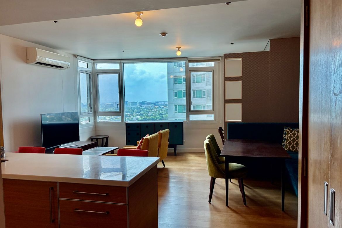 1 Bedroom Condo for Rent in Park Terraces, San Lorenzo, Makati, Metro Manila near MRT-3 Ayala