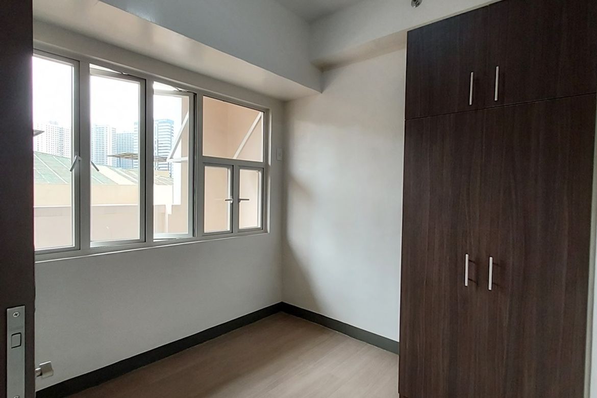 1 Bedroom Condo for Rent in Pioneer Heights 1, Highway Hills, Mandaluyong, Metro Manila near MRT-3 Boni photo 6