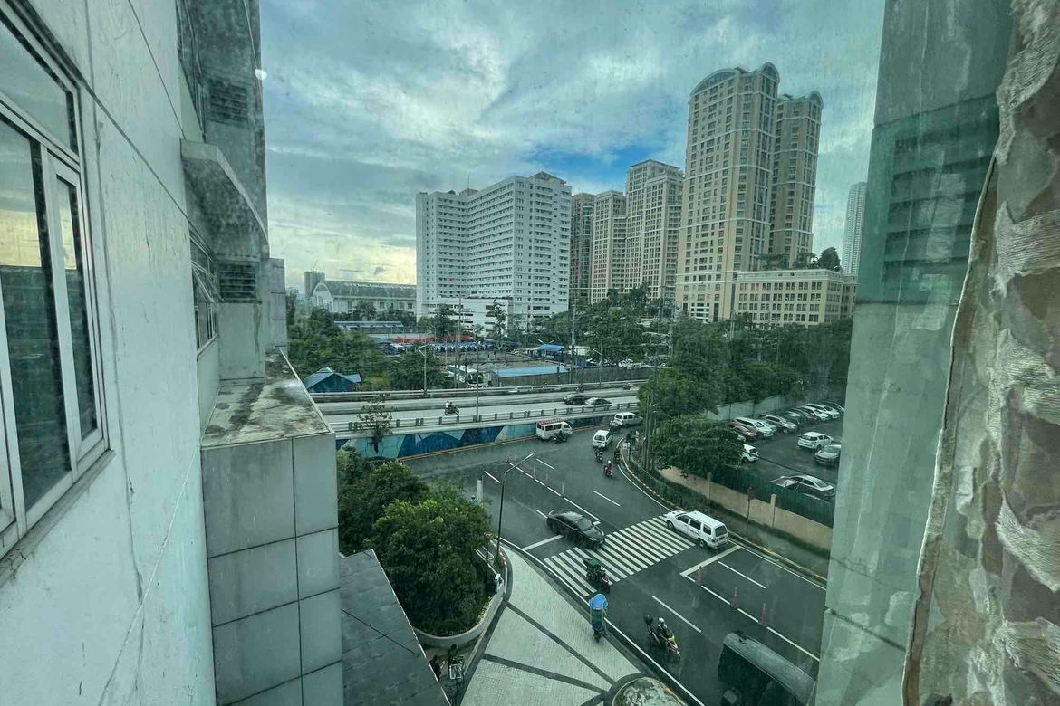 1 Bedroom Condo for Rent in San Antonio, Pasig, Metro Manila near MRT-3 Ortigas