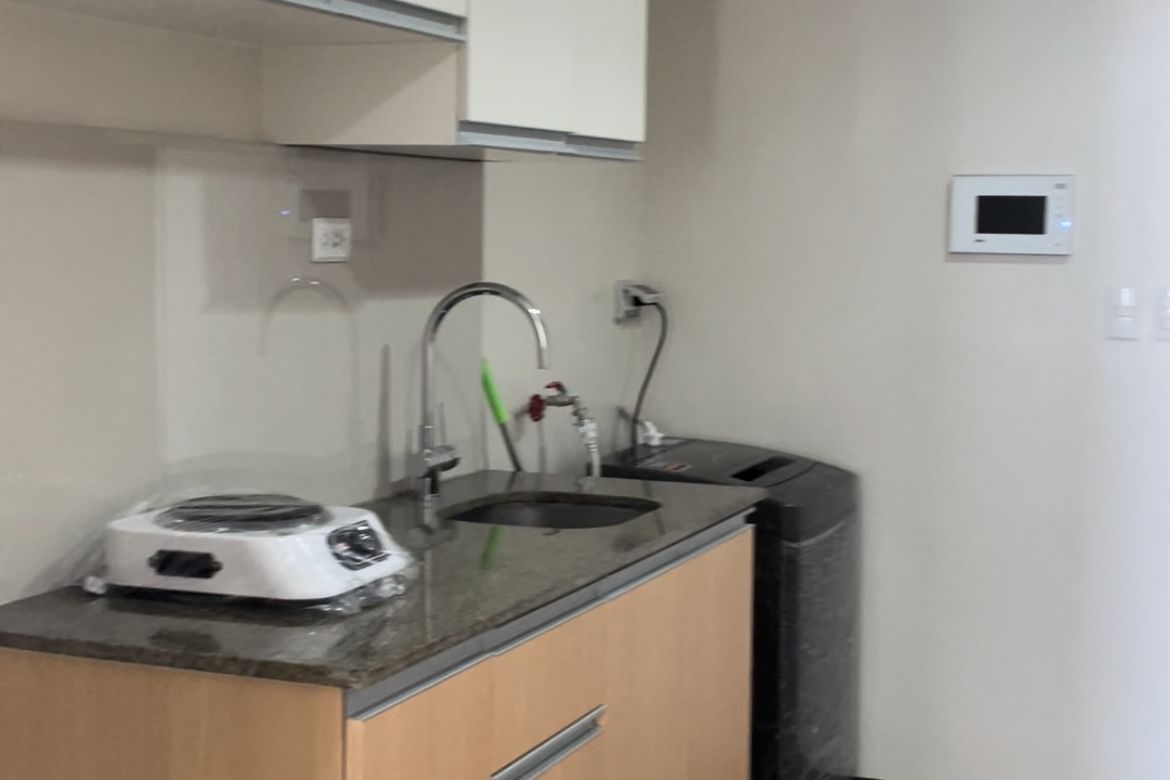1 Bedroom Condo for Rent in San Antonio Residence, San Antonio, Makati, Metro Manila photo 3