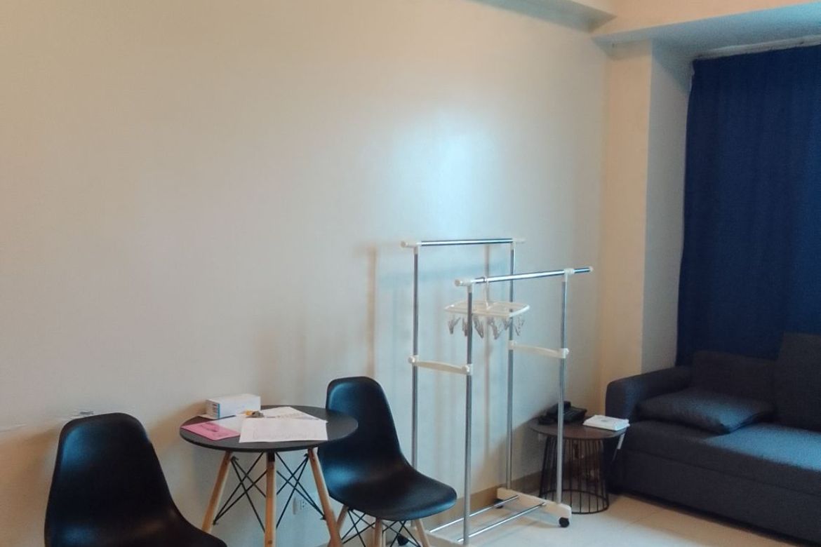 1 Bedroom Condo for Rent in Tambo, Parañaque, Metro Manila photo 2