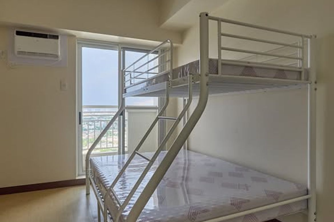 1 Bedroom Condo for Rent in Torre De Manila, Ermita, Manila, Metro Manila near LRT-1 United Nations photo 2