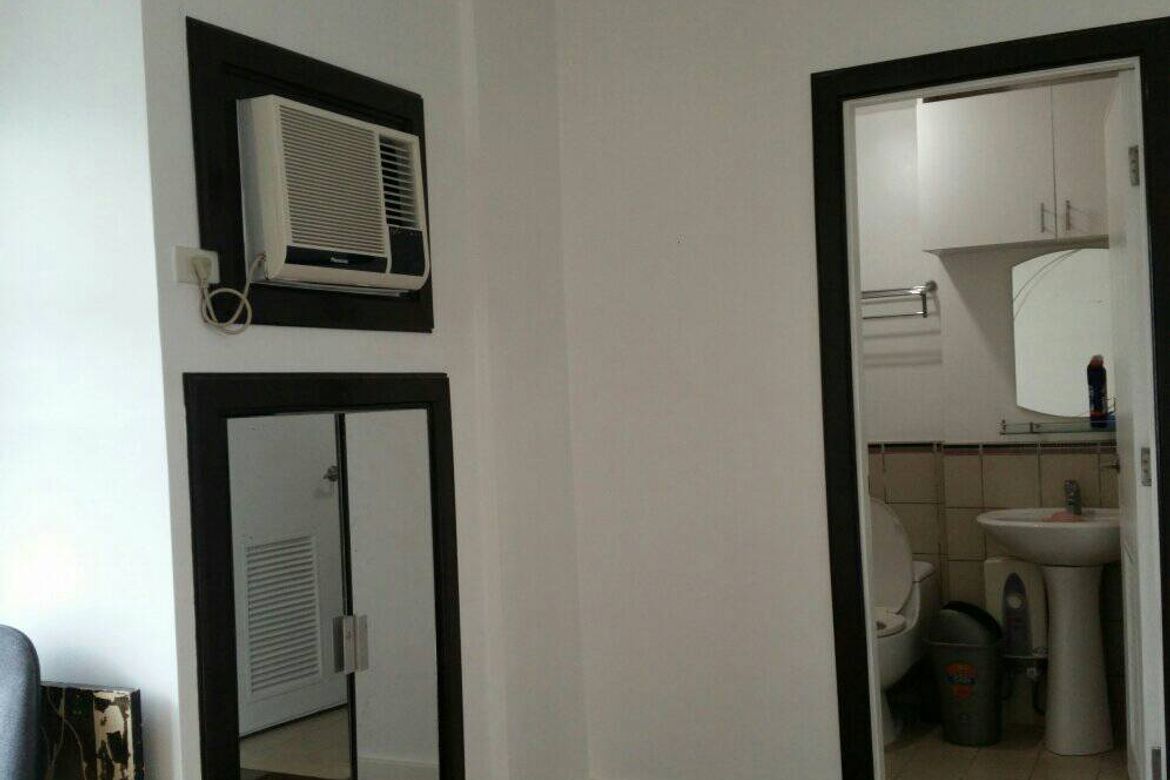 1 Bedroom Condo for Rent in Two Adriatico Place, Quiapo, Manila, Metro Manila near LRT-1 Carriedo photo 7