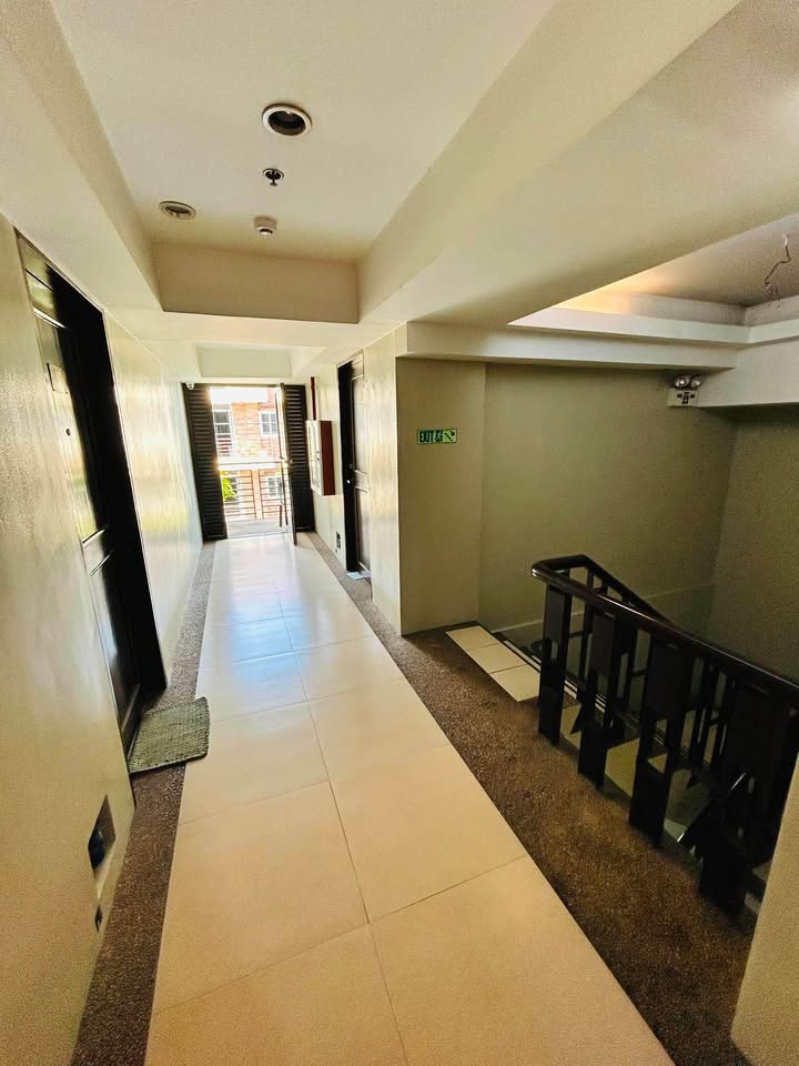 1-Bedroom Condo for Sale at Eureka Suites, Pasong Tamo, Makati – photo 7