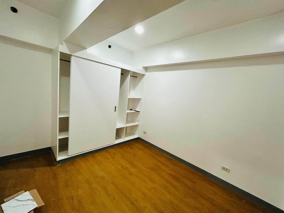 1-Bedroom Condo for Sale at Eureka Suites, Pasong Tamo, Makati – photo 8