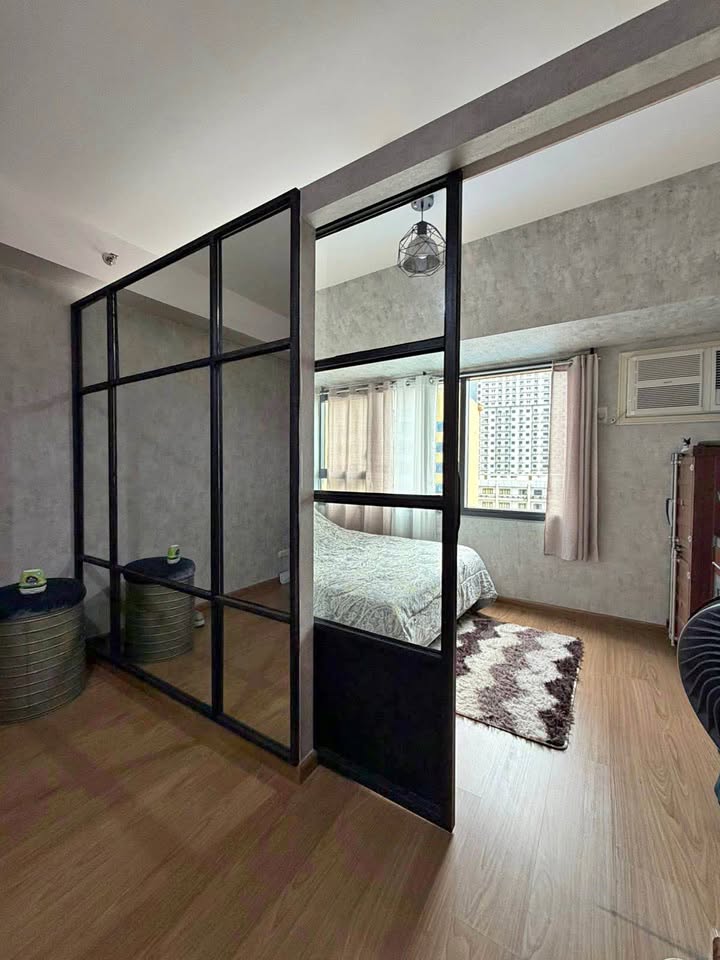 1-Bedroom Condo with Pool View for Sale at The Rise, Makati