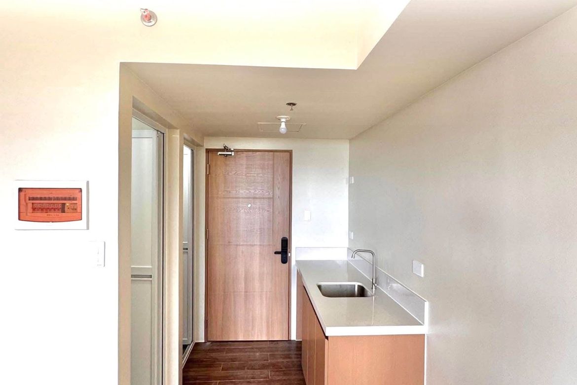 1 Bedroom Condo for Sale in Abeto Mirasol Taft South, Iloilo City, Iloilo – photo 3