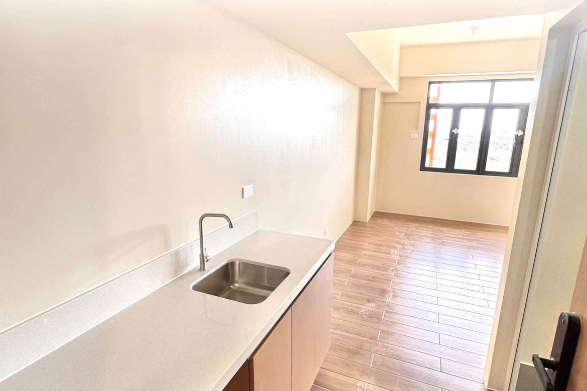 1 Bedroom Condo for Sale in Abeto Mirasol Taft South, Iloilo City, Iloilo – photo 5