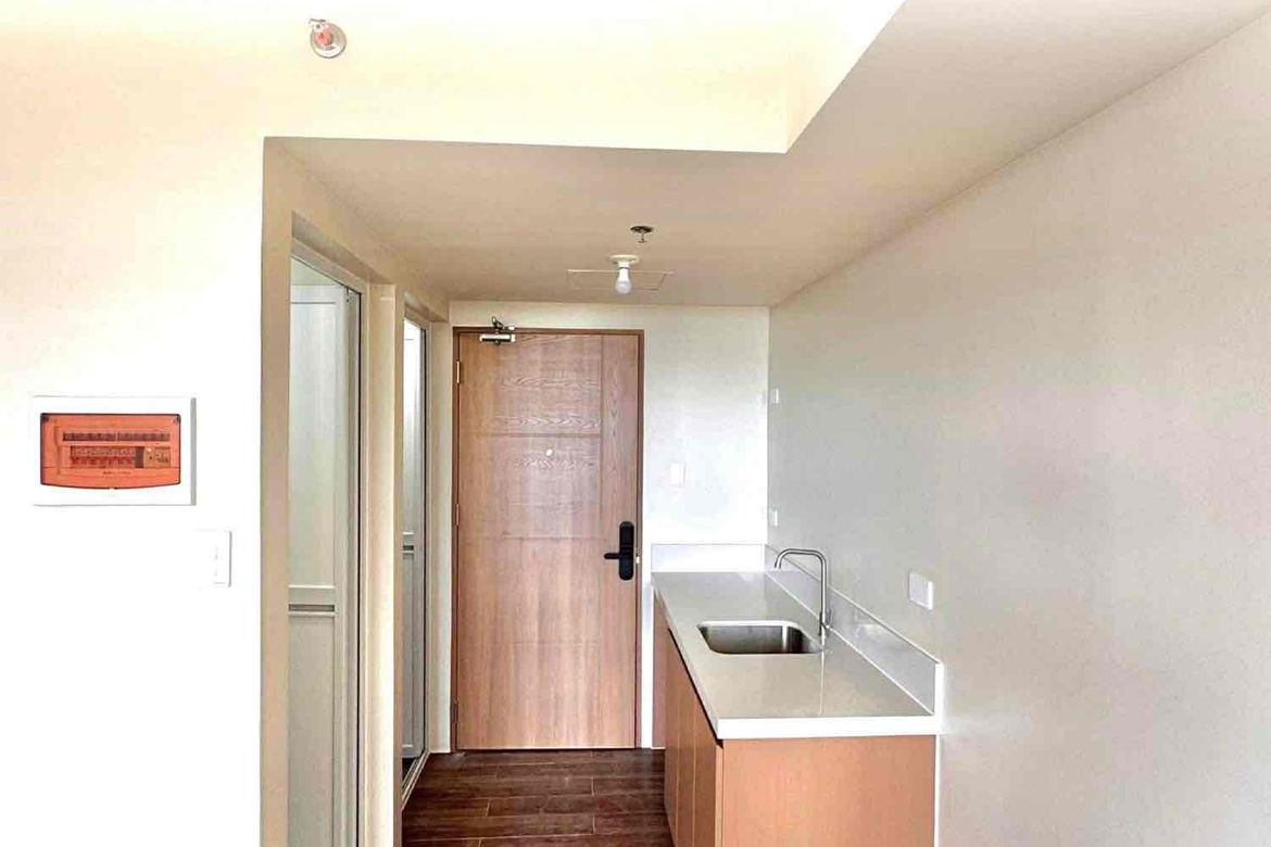1 Bedroom Condo for Sale in Abeto Mirasol Taft South, Iloilo City, Iloilo – photo 7