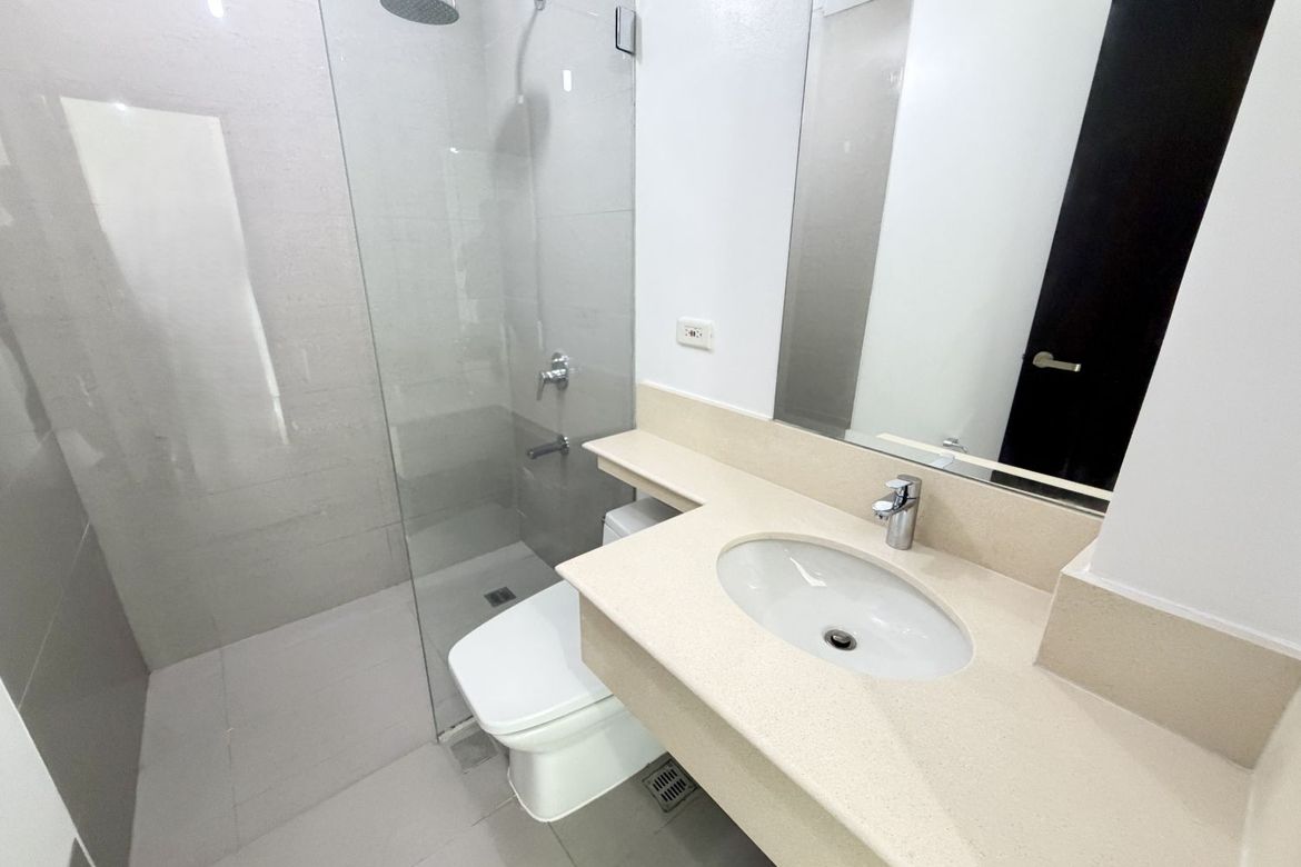 1 Bedroom Condo for Sale in Alabang, Muntinlupa, Metro Manila – photo 7