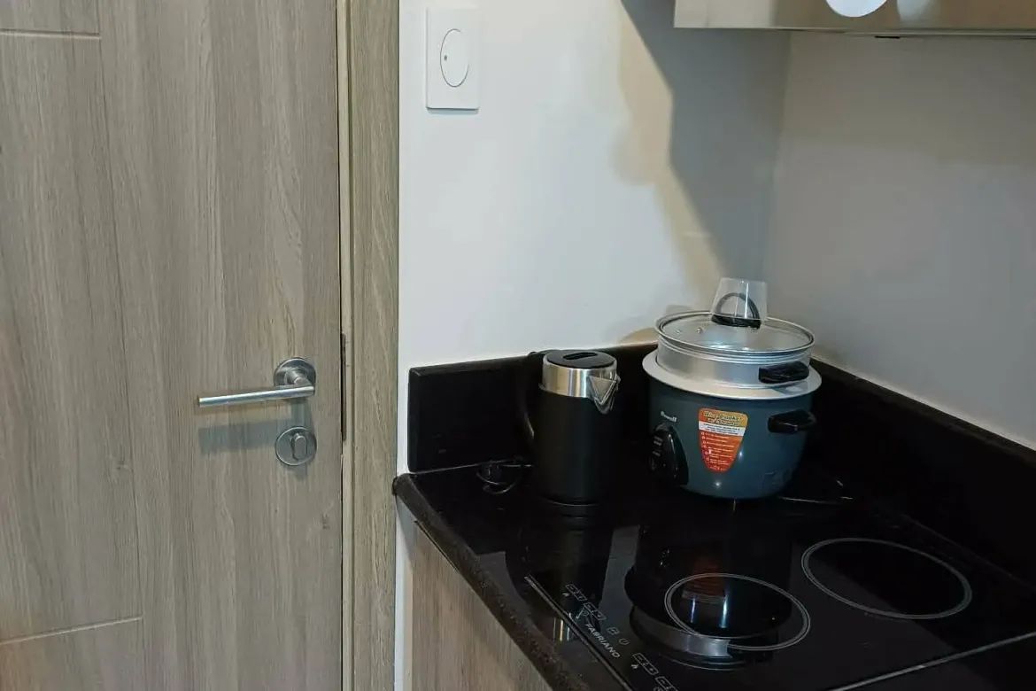 1 Bedroom Condo for Sale in Barangay 7, Pasay, Metro Manila near LRT-1 Gil Puyat