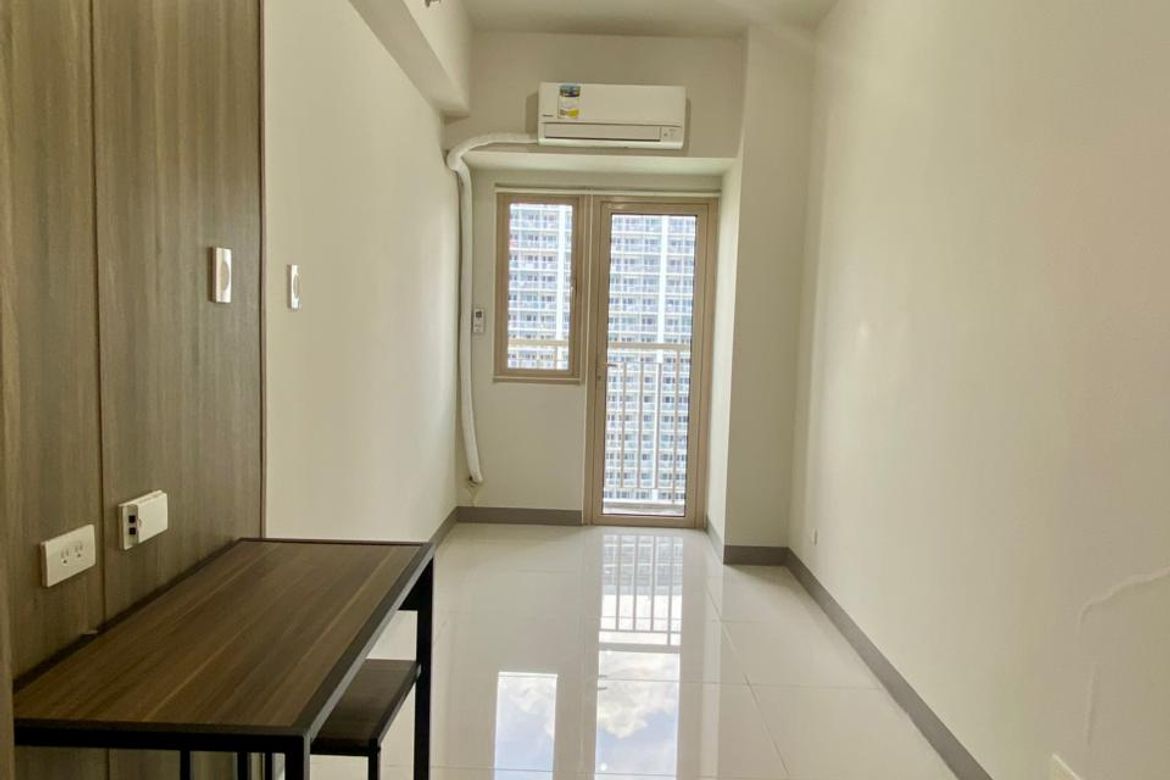 1 Bedroom Condo for Sale in Barangay 7, Pasay, Metro Manila near LRT-1 Gil Puyat – photo 2