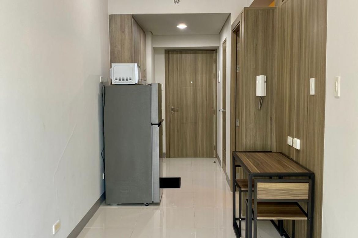 1 Bedroom Condo for Sale in Barangay 7, Pasay, Metro Manila near LRT-1 Gil Puyat – photo 4