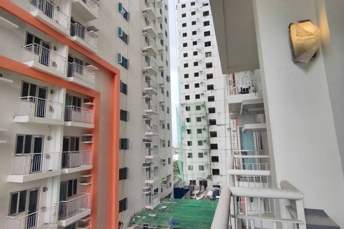 1 Bedroom Condo for Sale in Barangay 97, Pasay, Metro Manila near MRT-3 Taft Avenue
