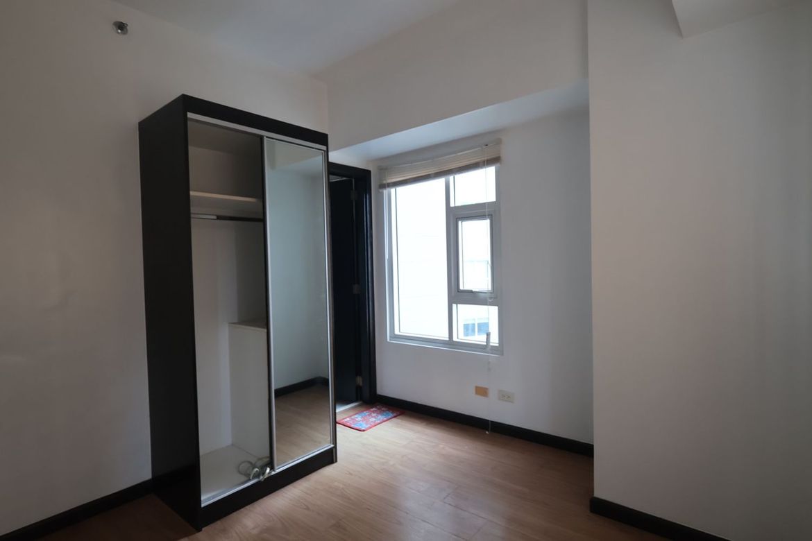 1 Bedroom Condo for Sale in Barangka Ilaya, Mandaluyong, Metro Manila near MRT-3 Boni – photo 7