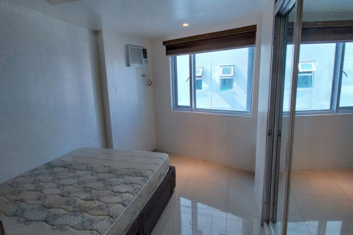 1 Bedroom Condo for Sale in Bel-Air, Makati, Metro Manila