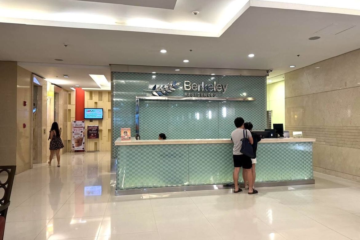1 Bedroom Condo for Sale in Berkeley Residences, Loyola Heights, Quezon City, Metro Manila