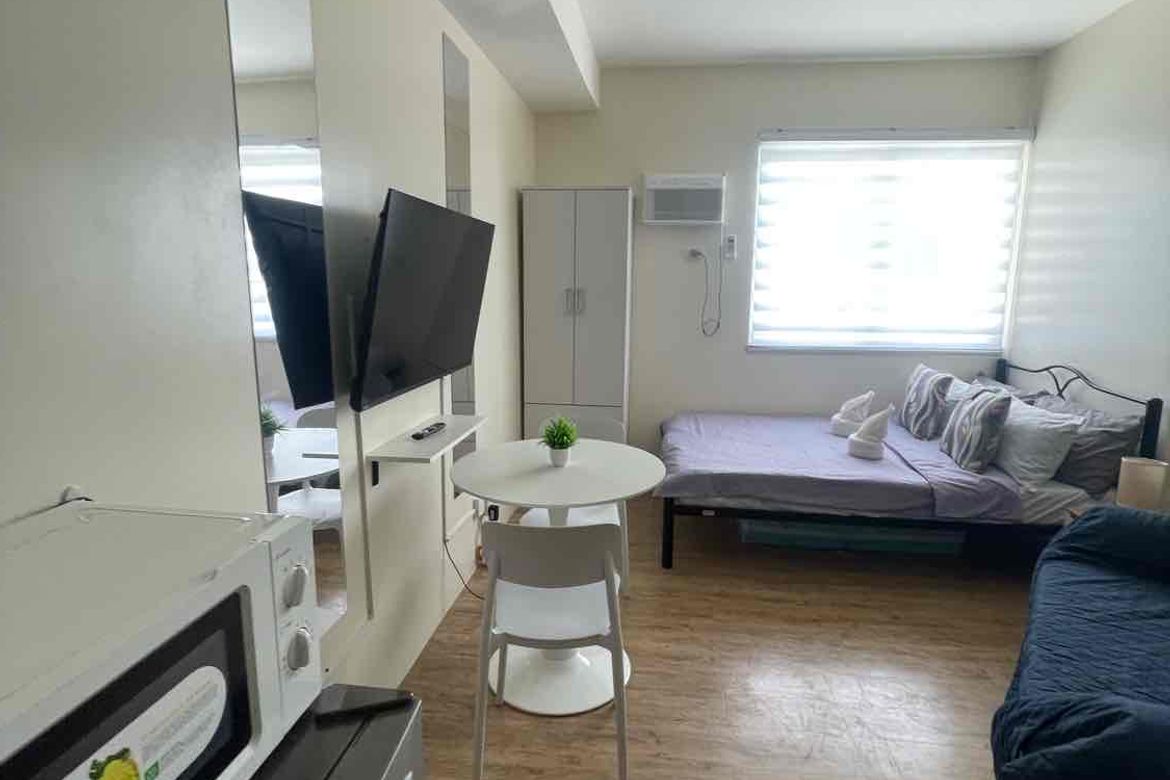 1 Bedroom Condo for Sale in Berkeley Suites, Inchican, Silang, Cavite – photo 6