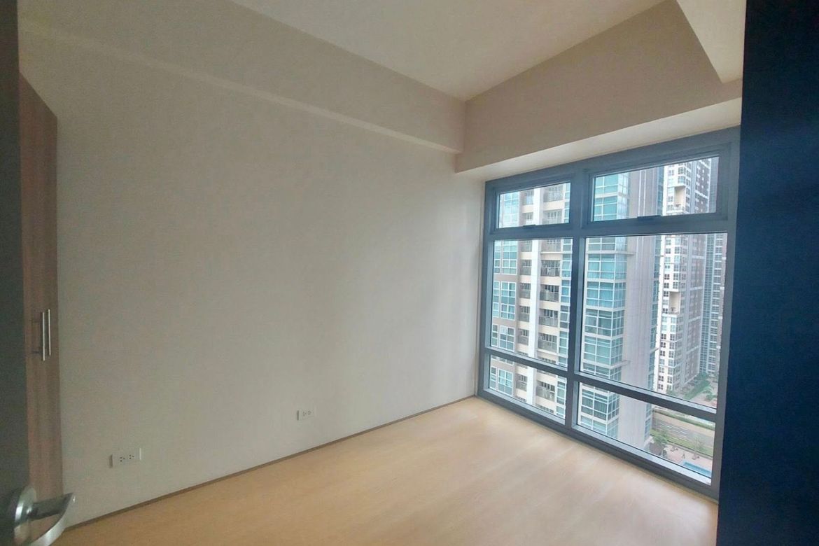 1 Bedroom Condo for Sale in BGC, Taguig – photo 6