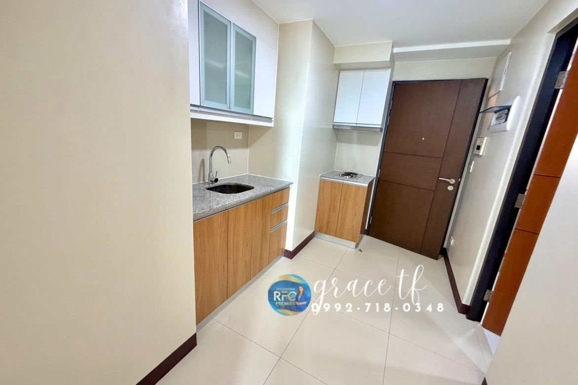 1 Bedroom Condo for Sale in BGC, Taguig – photo 9