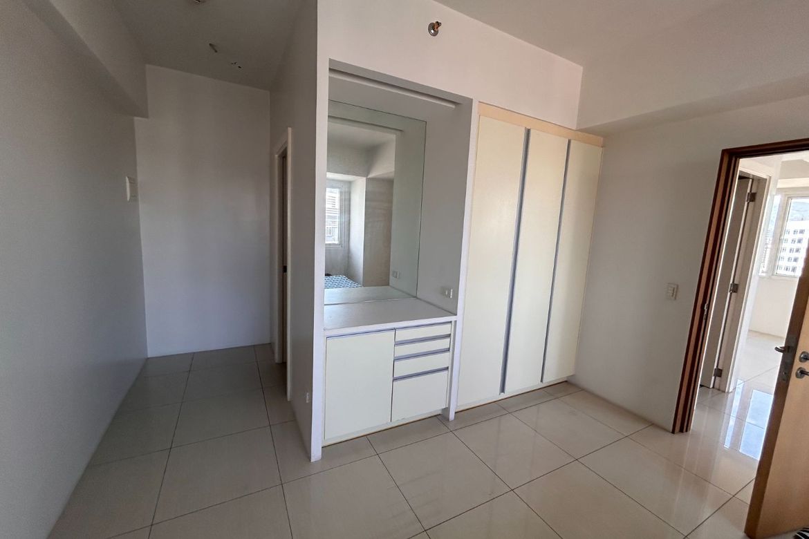 1 Bedroom Condo for Sale in Calyx Residences, Hippodromo, Cebu City, Cebu – photo 8