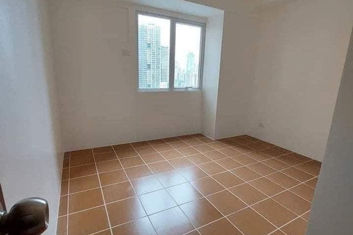 1 Bedroom Condo for Sale in Cambridge Village, San Andres, Cainta, Rizal – photo 6
