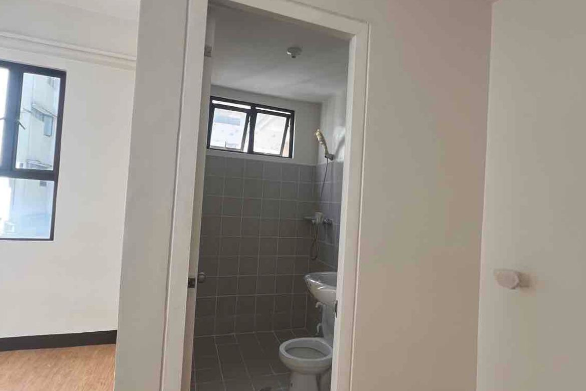 1 Bedroom Condo for Sale in Cambridge Village, San Andres, Cainta, Rizal – photo 8