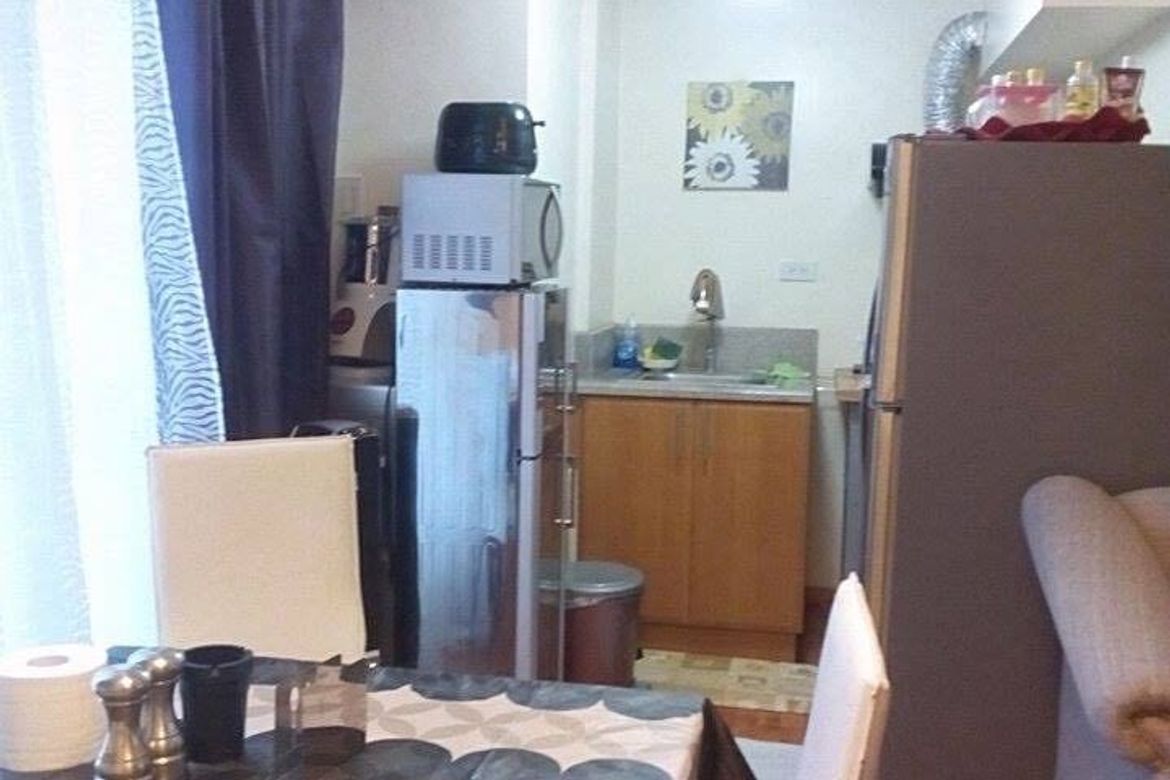 1 Bedroom Condo for Sale in East of Galleria, San Antonio, Pasig, Metro Manila near MRT-3 Ortigas – photo 2