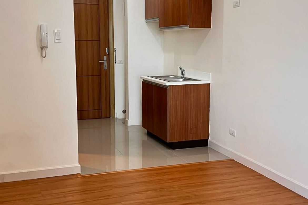 1 Bedroom Condo for Sale in Ermita, Manila, Metro Manila near LRT-1 Pedro Gil – photo 6